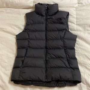 Women’s North Face Nuptse 700 Down Fill Puffer - Size Small